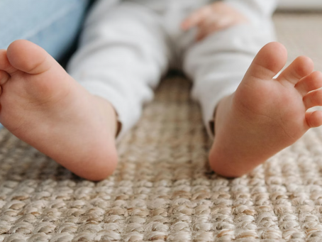 Mãe é presa por suspeita de maus-tratos contra bebê de nove meses em Itaúna