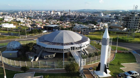 Varginha conquista nota máxima no ICMS Turismo e busca ampliar repasses com cadastramento de empresas