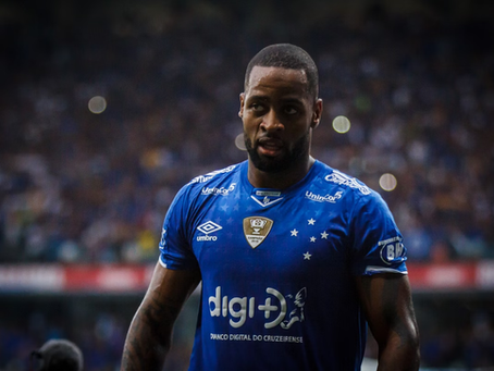 Dedé revela curiosidade sobre acerto com o Cruzeiro e lamenta lesões: 'Dei tudo que podia'