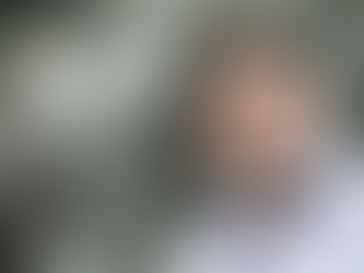 Jeff Bezos e Eduardo Saverin integram consórcio que compra participação minoritária no Liverpool