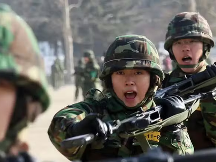 Coreia do Sul debate tornar obrigatório o serviço militar para mulheres
