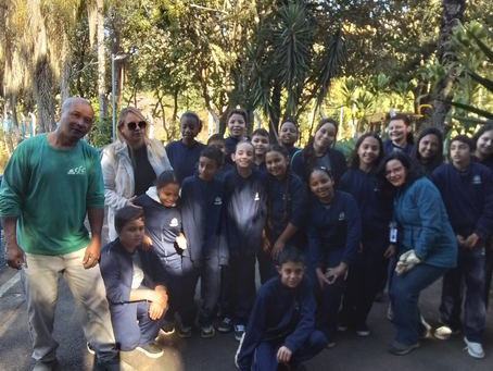 Alunos de Elói Mendes celebram o Dia Mundial de Proteção às Florestas com visita ao Parque Novo Horizonte, em Varginha