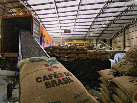 Indústria alerta que taxa sobre café do Brasil pode custar bilhões à economia americana