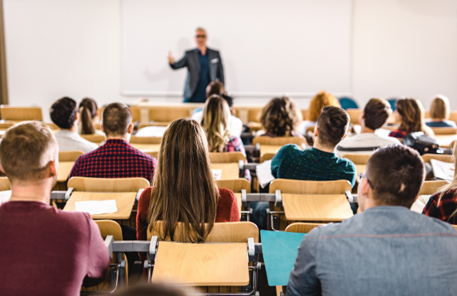 Estudantes com dívidas do Fies já podem renegociar débitos com descontos e parcelamento