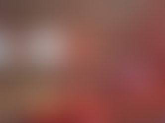 Entulho ocupa calçada há seis meses e revolta moradores na Região Leste de Belo Horizonte