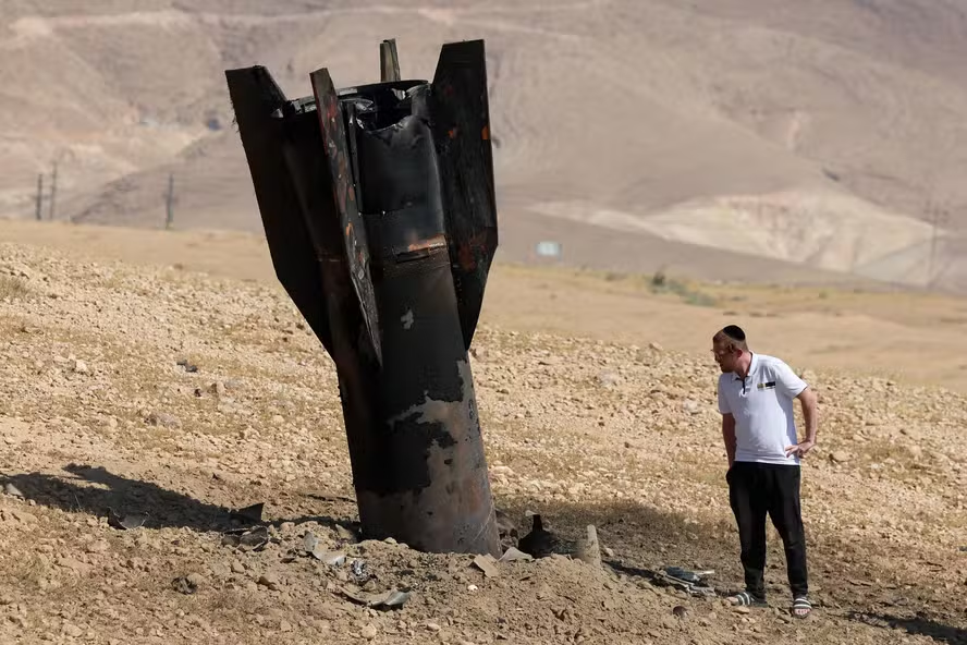 Irã e Israel anunciam suspensão de ataques após apelos de Trump por cessar-fogo