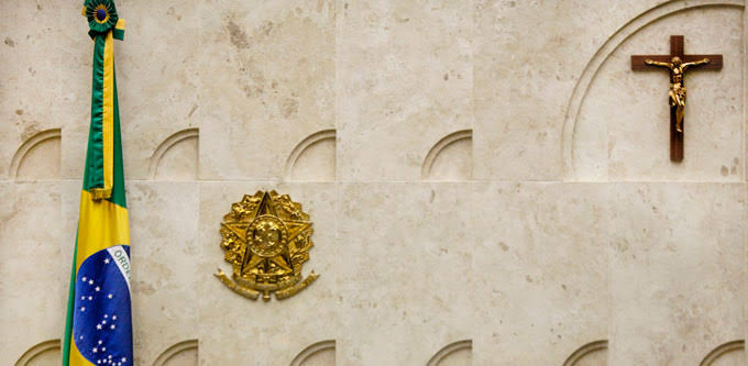 STF forma maioria contra retirada de símbolos religiosos de órgãos públicos