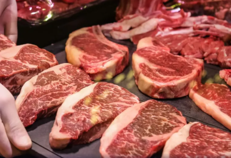 Mercado de carne bovina opera de forma lenta, enquanto boi gordo aguarda decisão da China