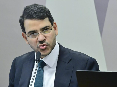 Em sabatina na CCJ, Jorge Messias afirma que Estado é laico apesar de identidade evangélica