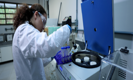 Pesquisa financiada pelo Governo de Minas inova na produção de hidrogênio verde utilizando nióbio