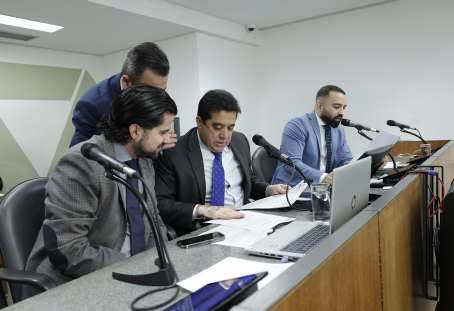 Projeto de lei na ALMG define regras para escolta e transporte de adolescentes infratores