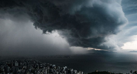 Granizo e ventos intensos atingem Machado e causam transtornos na região