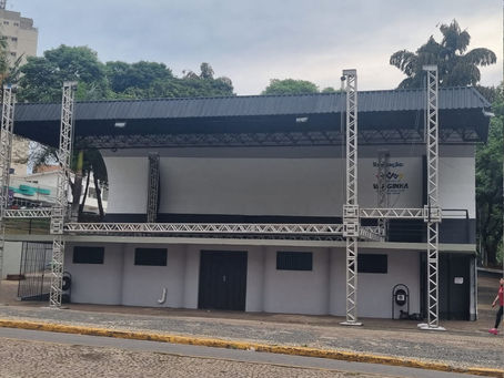 Secretaria Municipal de Turismo revitaliza Concha Acústica para Celebração do Dia da Cidade HOJE