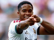 Endrick ganha novo voto de confiança e seguirá com a camisa 9 do Real Madrid
