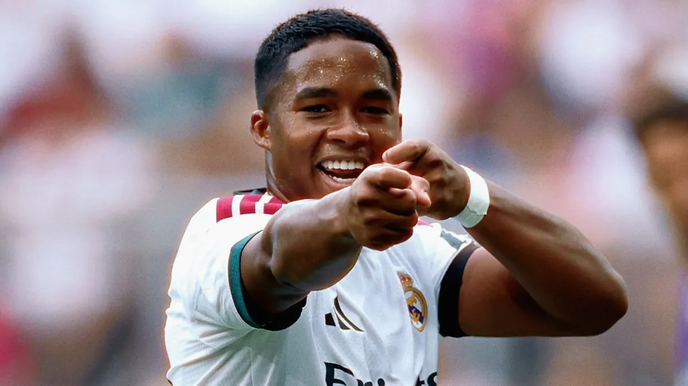 Endrick ganha novo voto de confiança e seguirá com a camisa 9 do Real Madrid