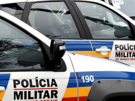 Bandidos invadem casa, fazem família refém e roubam armas e eletrônicos na Grande BH