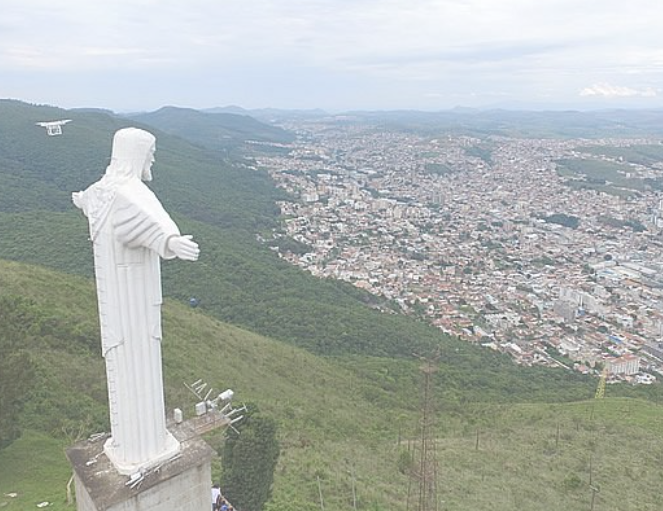 Após apagão, consumidores de Poços podem pedir indenização por equipamentos queimados