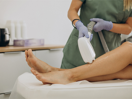 Clínica de estética é condenada a indenizar cliente por queimaduras em sessão a laser