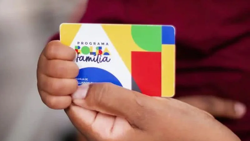 Pesquisa mostra divisão entre brasileiros sobre impacto do Bolsa Família na busca por emprego