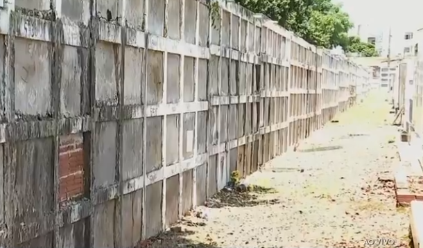 Justiça determina demolição de mais de 2 mil túmulos verticais em Passos (MG)