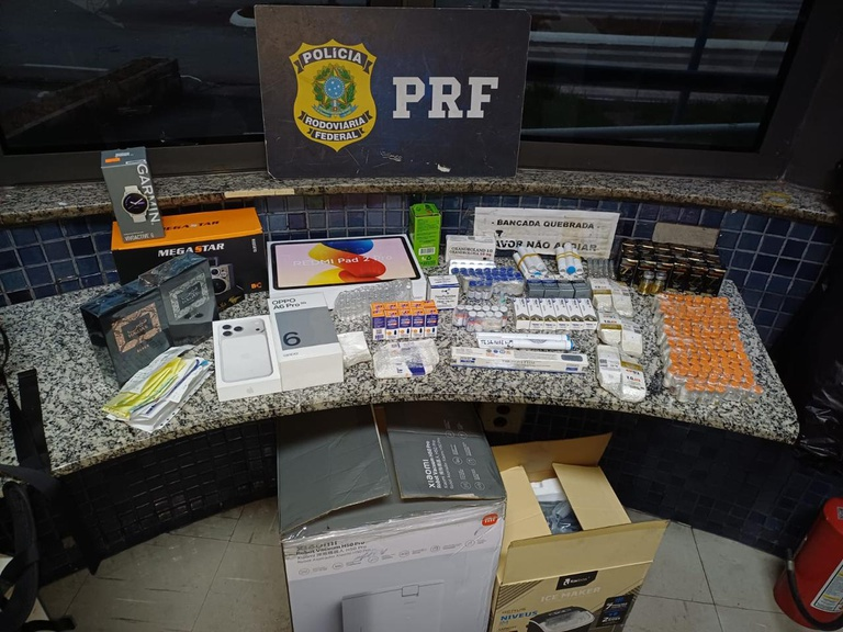 PRF apreende canetas emagrecedoras e anabolizantes paraguaios na BR-381