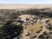 Polícia inicia buscas em rancho ligado a Jeffrey Epstein no Novo México
