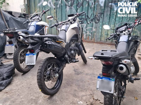 Homens são presos com motos adulteradas, uma furtada momentos antes, na região Noroeste da capital