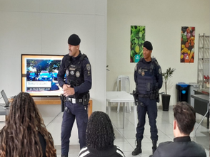 Guarda Municipal de Varginha intensifica palestras das campanhas Maio Amarelo e Maio Laranja