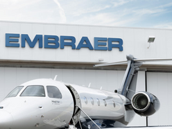 Embraer fortalece parceria com Uruguai com entrega de Super Tucanos