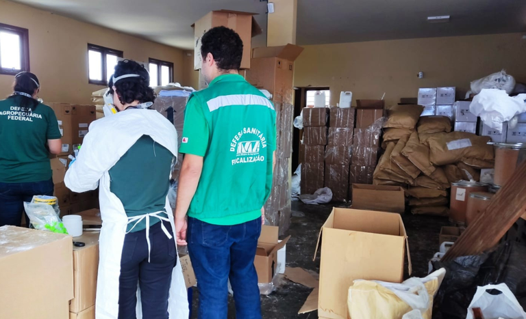 Operação apreende 17 toneladas de agrotóxicos irregulares em ação conjunta em Boa Esperança