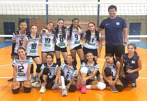 Vôlei Sub-14 de Varginha conquista liderança invicta em festival da Liga Sul Mineira