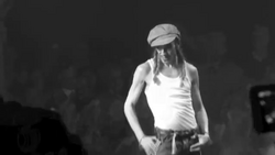 Met cancela exposição de John Galliano que seria destaque do Met Gala 2027