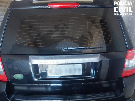 Criminosos usavam carro de luxo como viatura para atacar rivais em MG, diz polícia