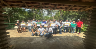 Varginha realiza o 1º Encontro do EducaSIM e produtores recebem certificado de registro