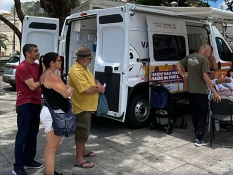 Vacimovel realiza ultimo atendimento do ano na Praca do Jardim Gloria em Juiz de Fora
