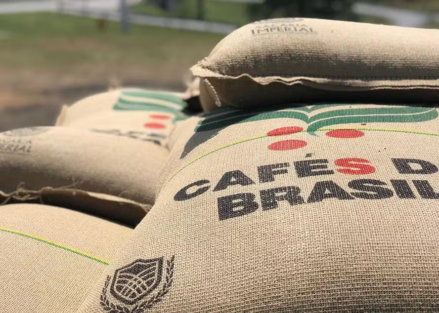 Café brasileiro fica fora da tarifa de 25% dos Estados Unidos e setor comemora decisão
