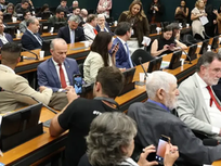 CCJ da Câmara vota PEC que prevê o fim da escala 6x1 nesta quarta-feira