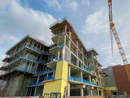 Atraso na entrega e falhas em construção rendem condenação por danos morais em Minas