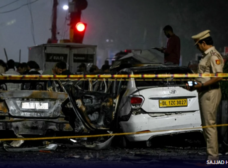 Explosão próxima ao Forte Vermelho, em Nova Délhi, deixa ao menos oito mortos e dezenas de feridos