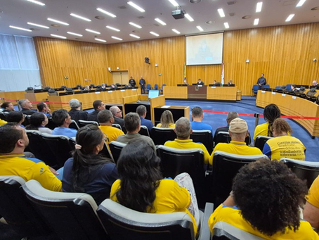 Mesmo sem abusividade, TST permite desconto de salários após greve nos Correios