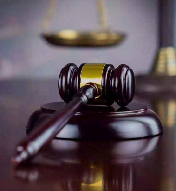 Irmãos Alexander são condenados a 30 anos de prisão cada por tráfico sexual nos Estados Unidos