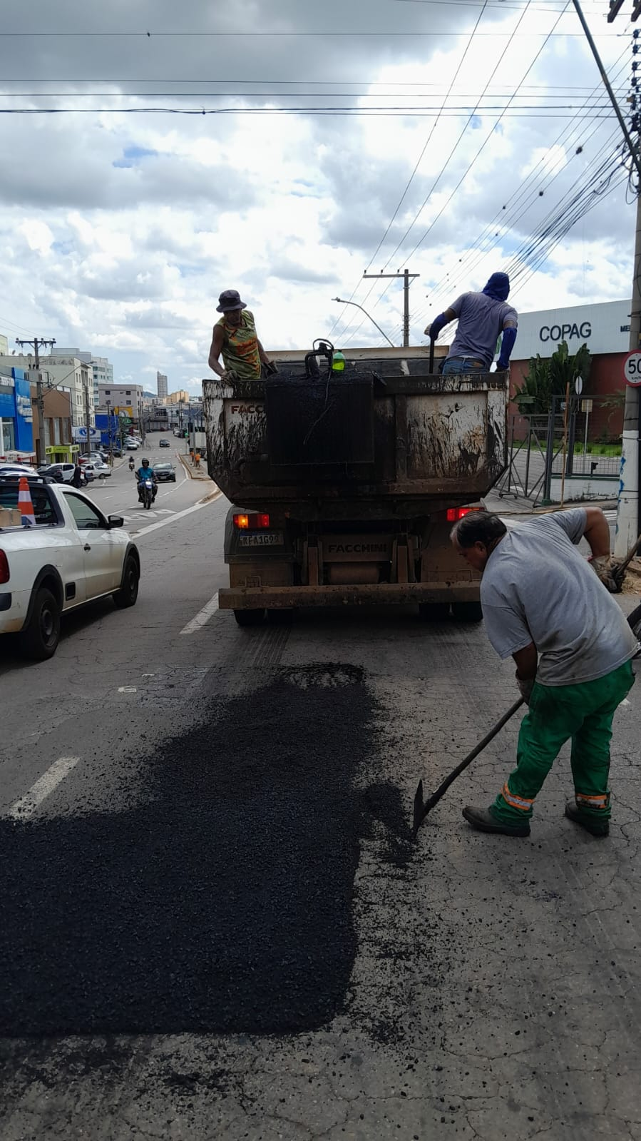 Obras de recapeamento e drenagem seguem em Varginha até sexta-feira