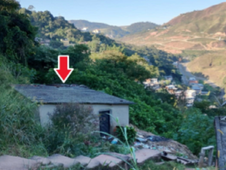 Imóvel irregular é demolido em Juiz de Fora para evitar desastre 