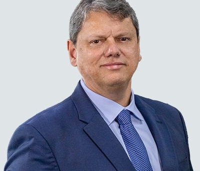 Gestão Tarcísio mantém aprovação estável, mas reprovação na segurança pública cresce