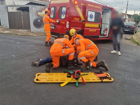 Colisão em cruzamento mobiliza bombeiros e deixa casal ferido em Alfenas