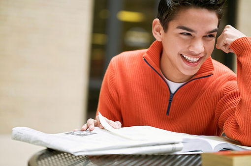 Estudante feliz
