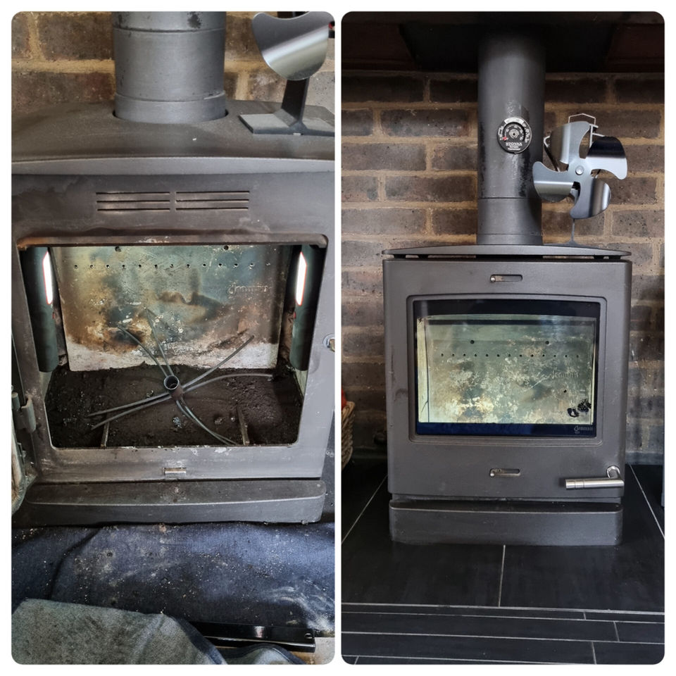 Yeoman CL5 Wood Burning Stove.