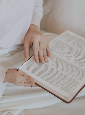 Devocional - SML (1440 x 810 px) (1).png