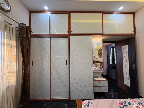 Stylish, Functional & Customized Wardrobe Designs for Modern Homes