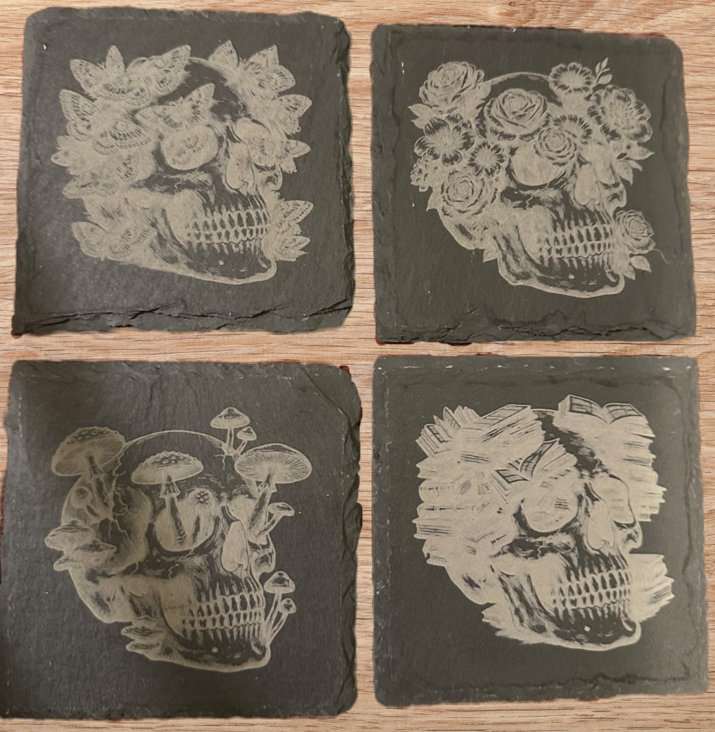 Skull Coaster Set